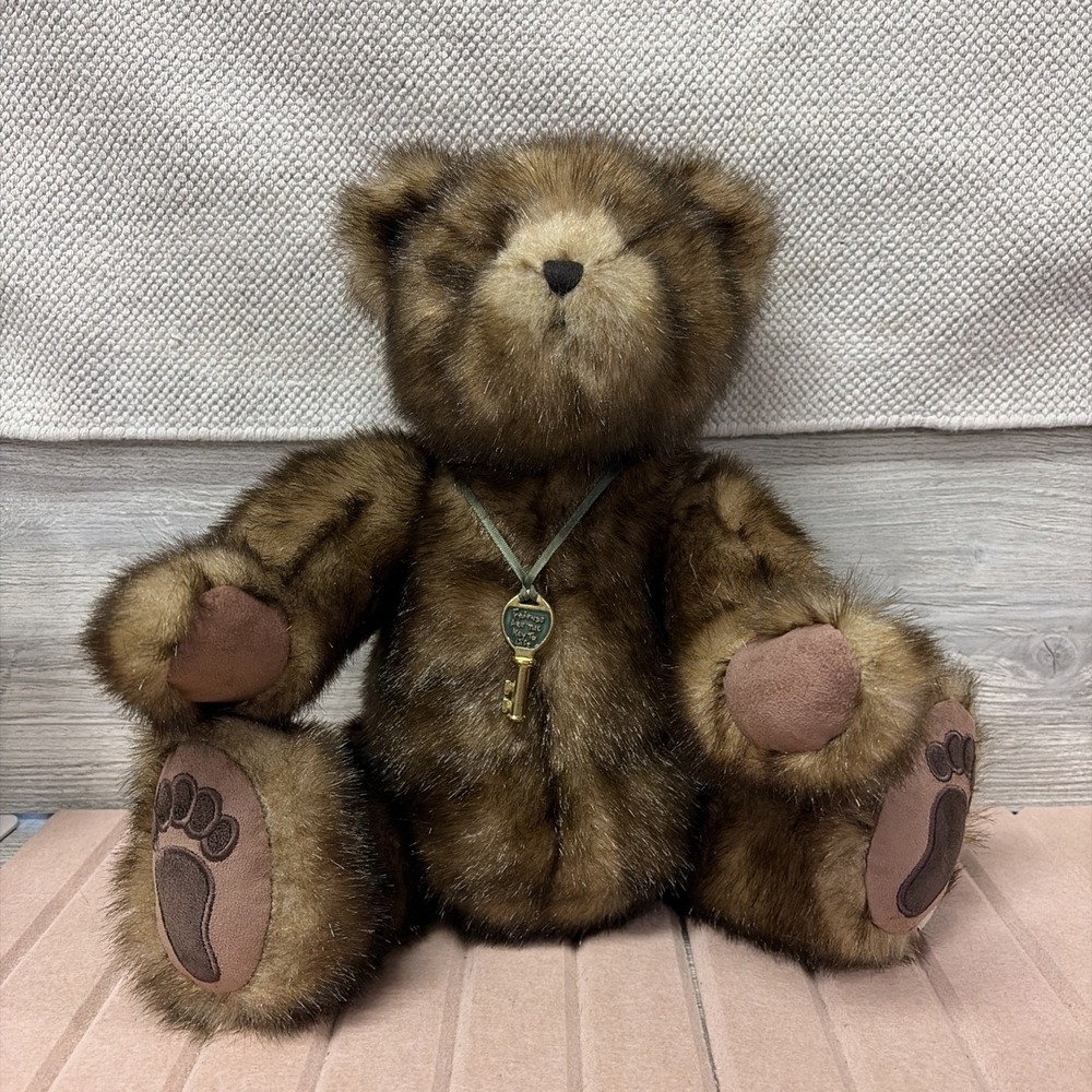 Boyds Plush BEA GOODFRIEND, 16" Jointed Stuffed Bear  (C8)